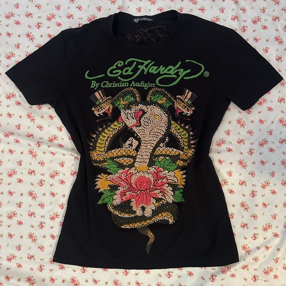 Ed Hardy Tops - Ed Hardy Black Tee with Vibrant Snake Design